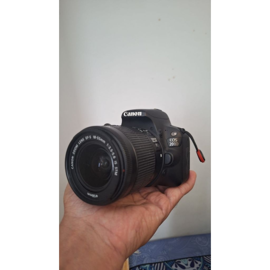 Jual Kamera Canon EOS 200D DSLR Terkecil Second Mulus Fungsi 100% Normal