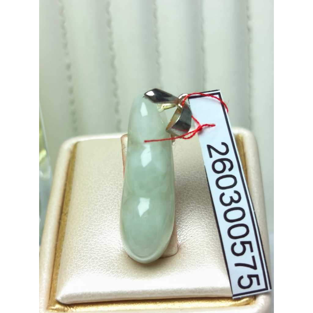 Liontin Giok Burma White Jadeite Jade Ukir Peapod 100% Natural Jade