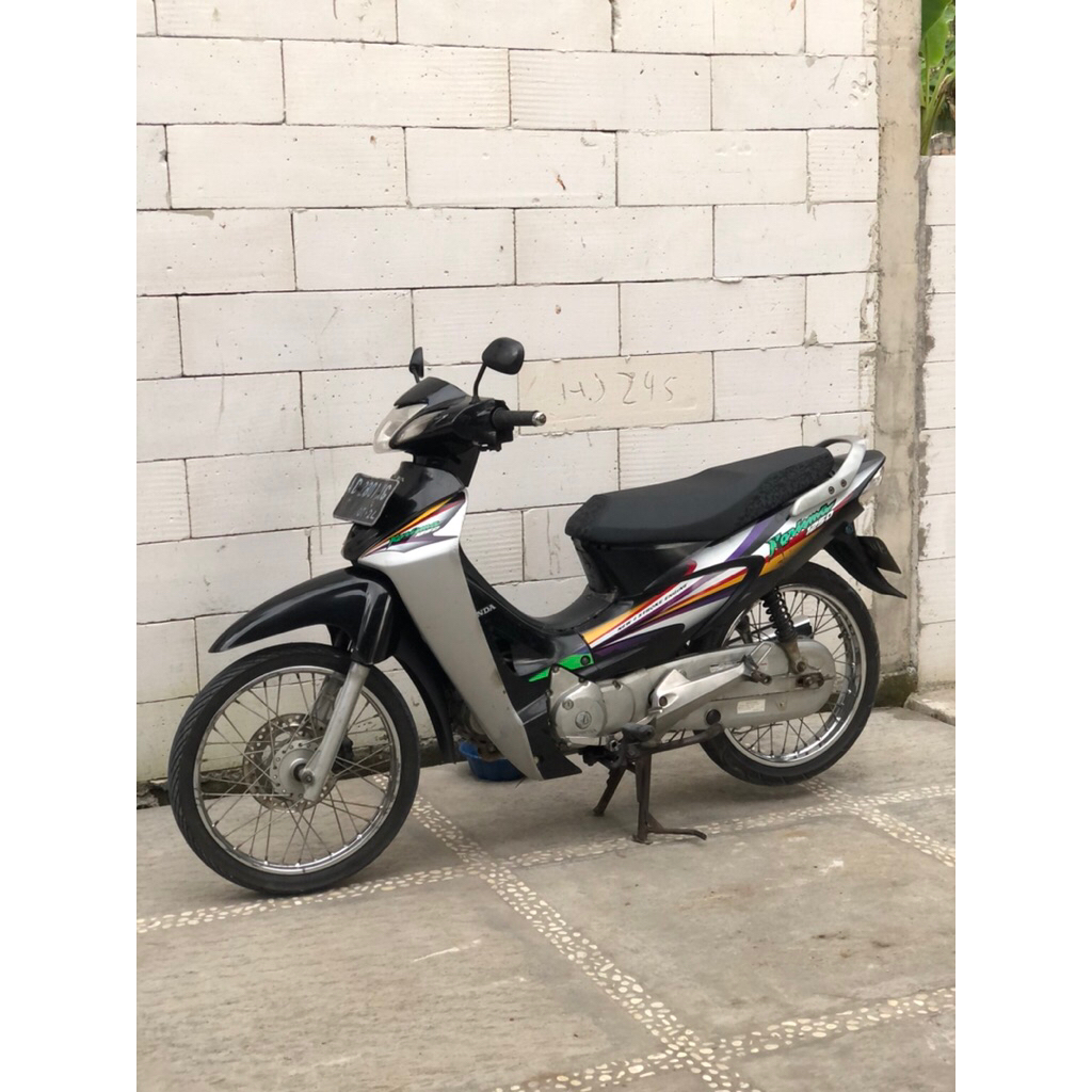 HONDA KHARISMA 2007  SURAT LENGKAP STNK DAN BPKB
