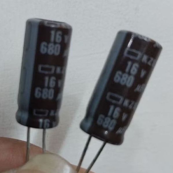 Elco Elko 16v 680uf