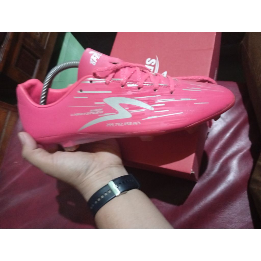 Lightspeed Reborn Diva Pink Langkah