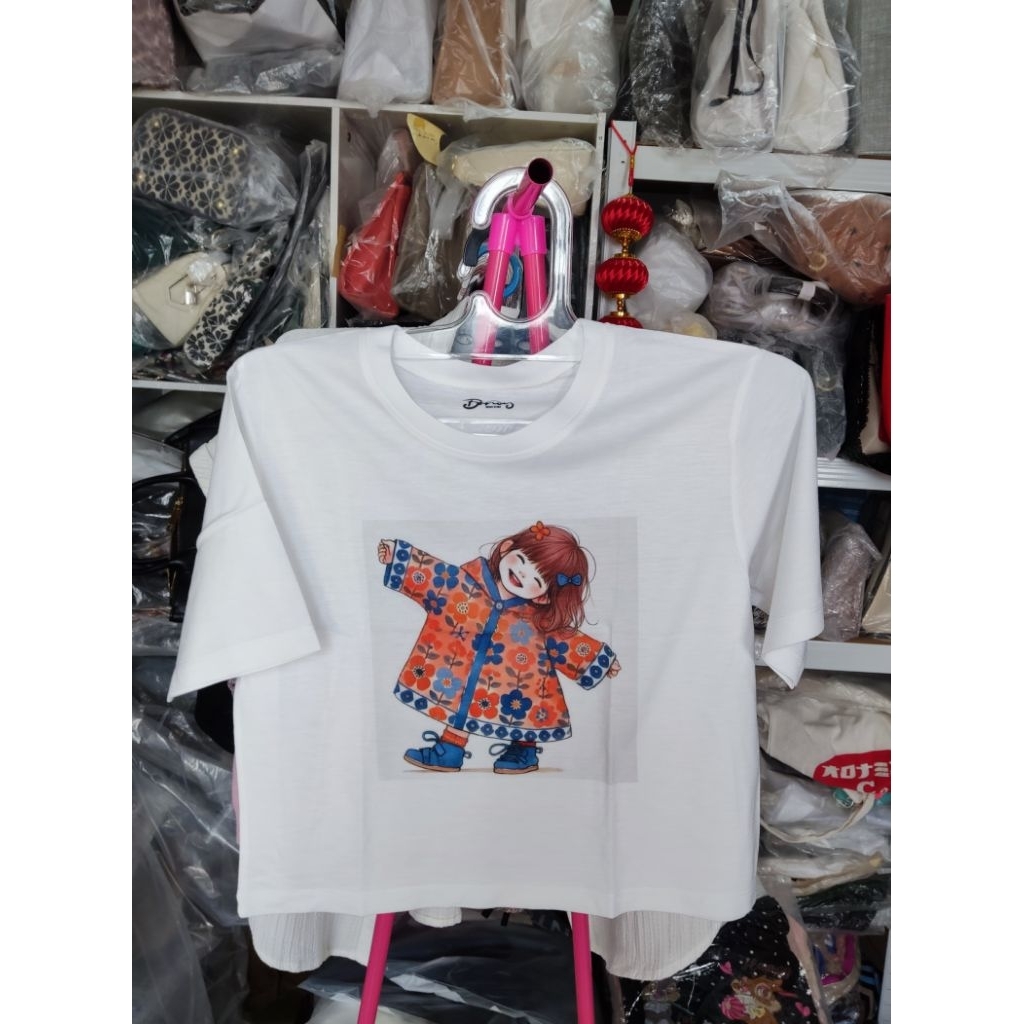 Kaos brand Bonus (barang asli bangkok / bkk), warna putih motif girl