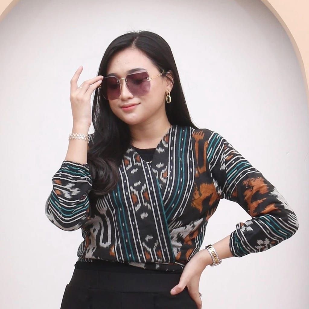 Blouse Tenun,Outer Tenun.kain tenun ikat asli