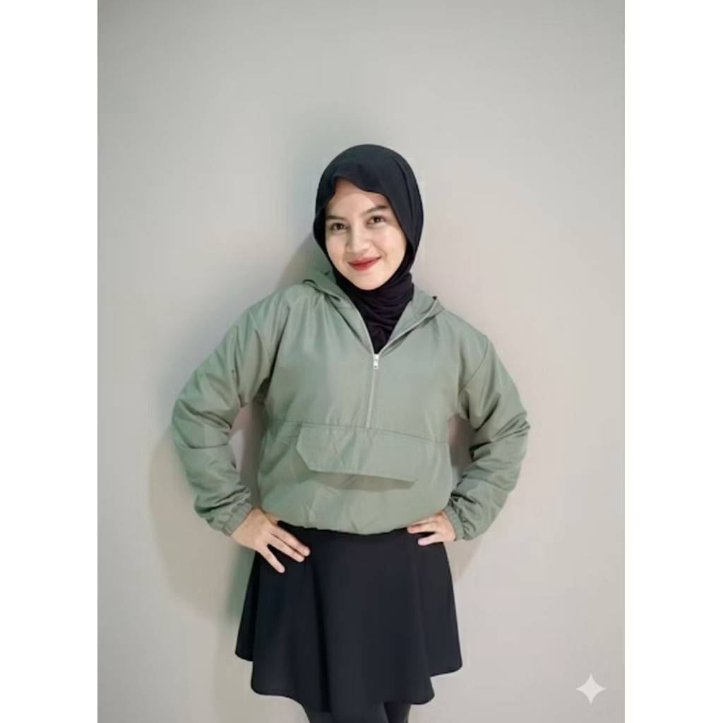JAKET PARASUT CEWE CROP / JAKET PARASUT OLAHRAGA / JAKET OLAHRAGA