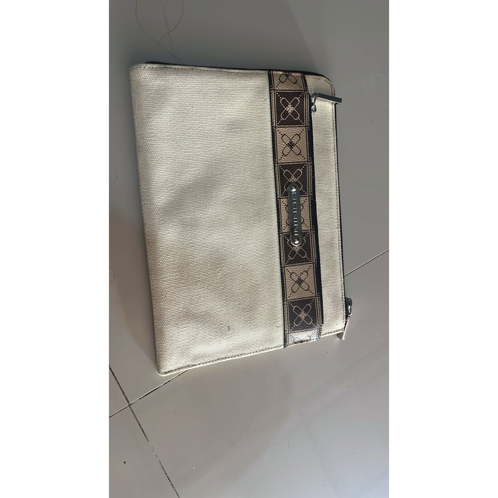 preloved clutch donini