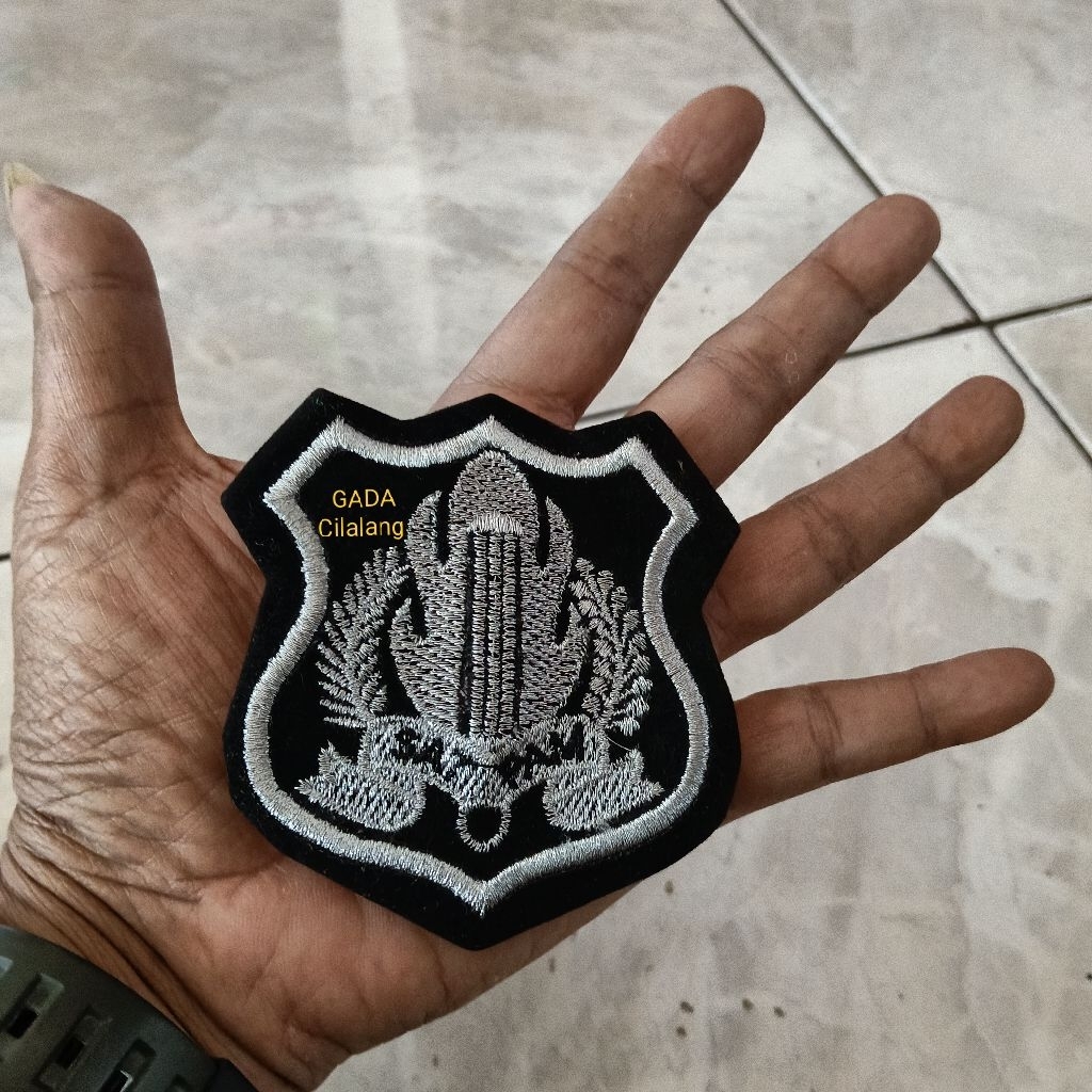 Emblem Topi pet satpam