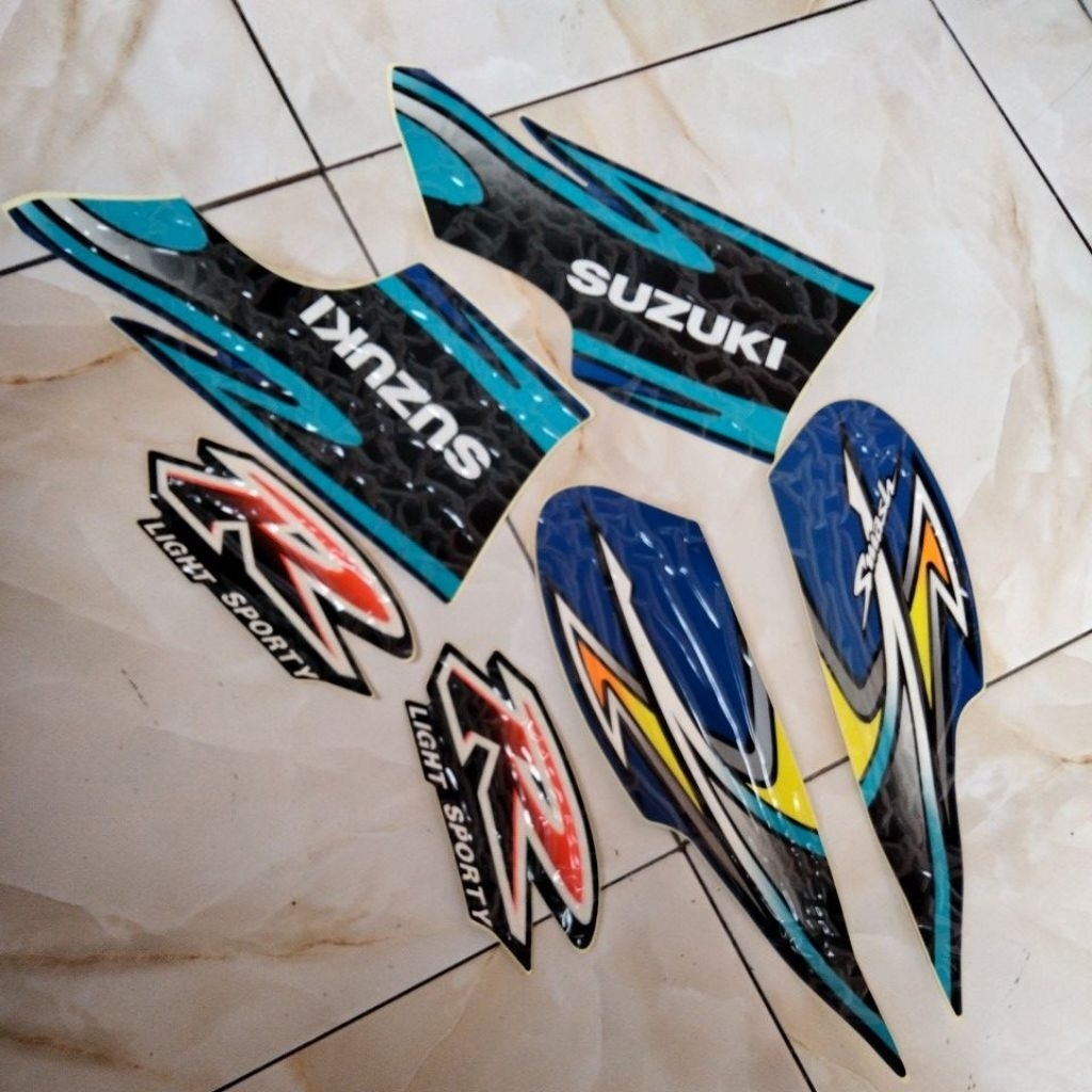 Striping Suzuki smash 2004 tidak lengkap