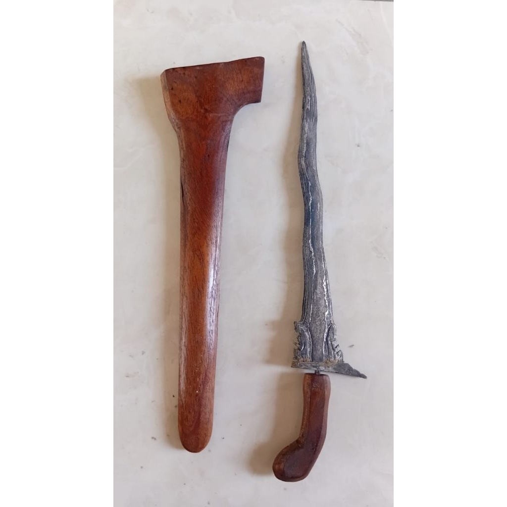Keris Patrem Omyang Jimbe Pamor Ngulit Semongko Panjang 25 cm