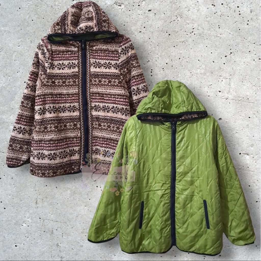 JAKET MUSIM DINGIN SHERPA BOLAK BALIK CEWEK SIZE M MOTIF NAVAJO