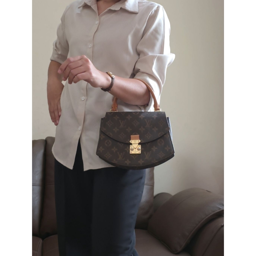 Tas Selempang LV 1 (Preloved/Second)