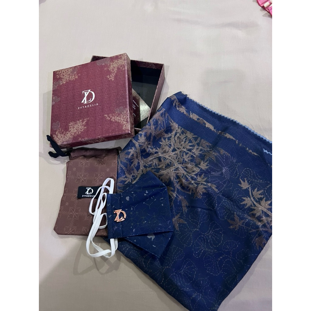 Zytadelia Set Hijab & Masker Navy Gold Premium | Like New + Box