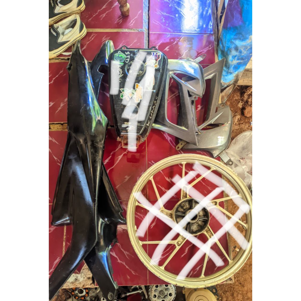 sayap barong Satria Fu
