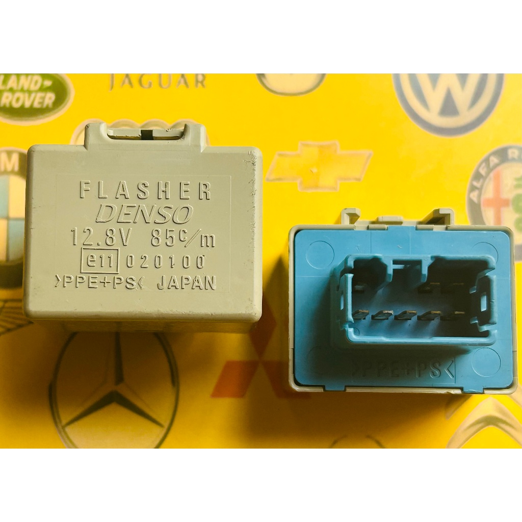 Relay Biru Flasher Sein Mobil  Merk Denso 12.8V 85C/m 8 kaki ( Original Japan)