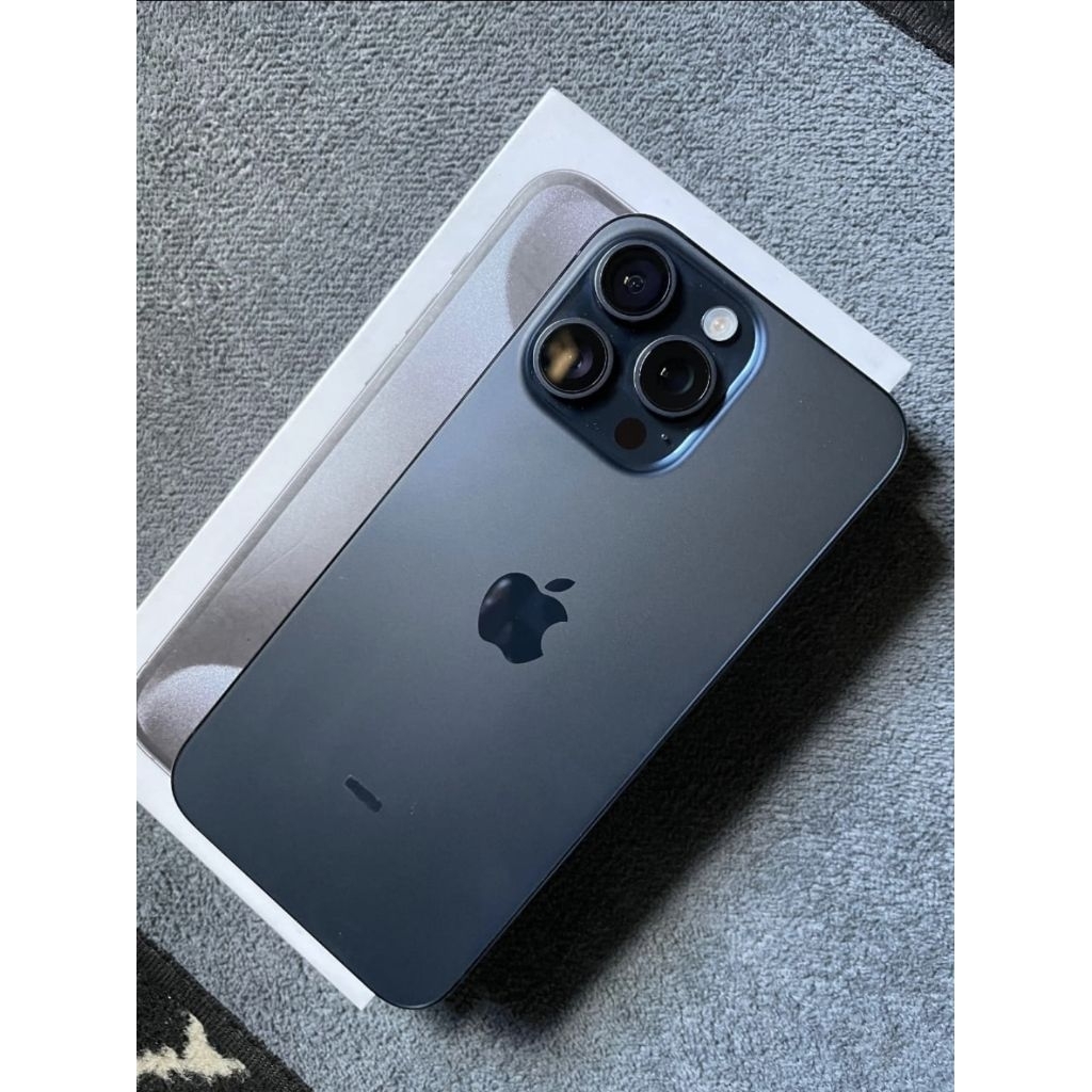 iphone 15 pro max 256  WIFI ONLY