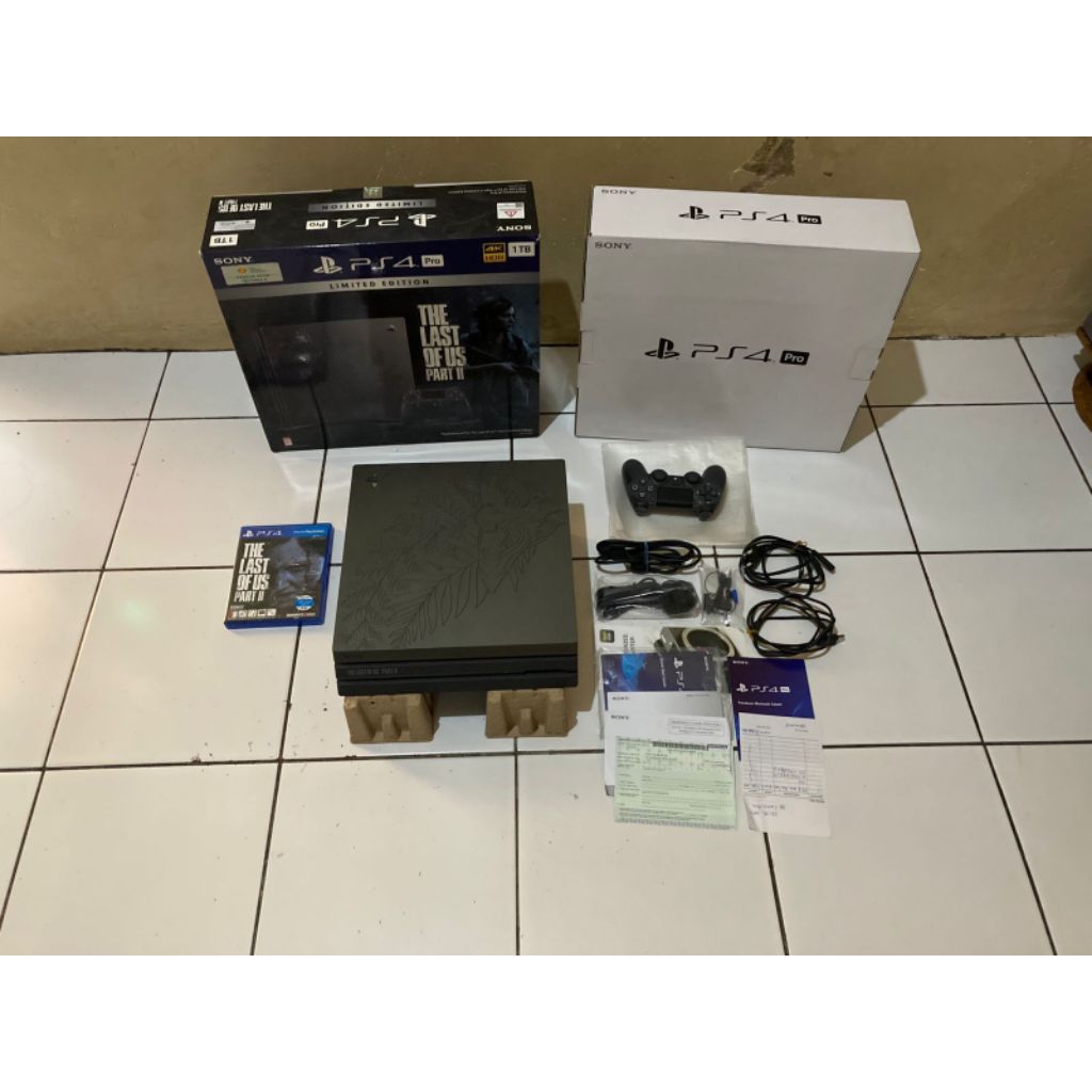 Playstation 4 Pro Cuh 7218B Limited edition The Last of Us Bisa HEN