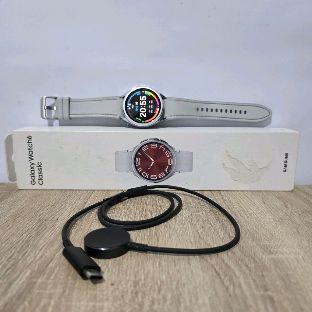 Samsung Galaxy Watch 6 Classic 43 mm Second Bekas