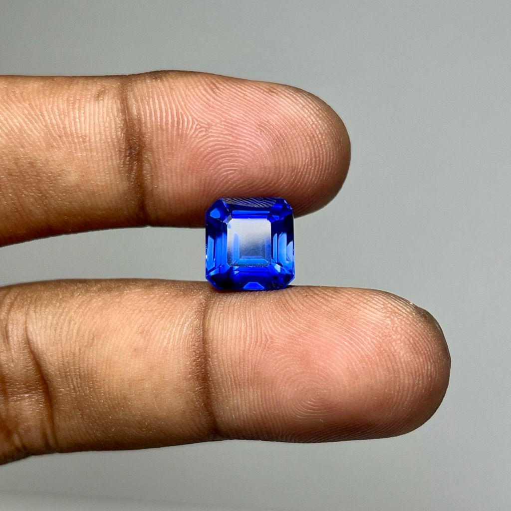 batu king safir royal blue sapphire chatam bangkok safir catam hardness skala Mohs 8-9 dim 11x10x7.5