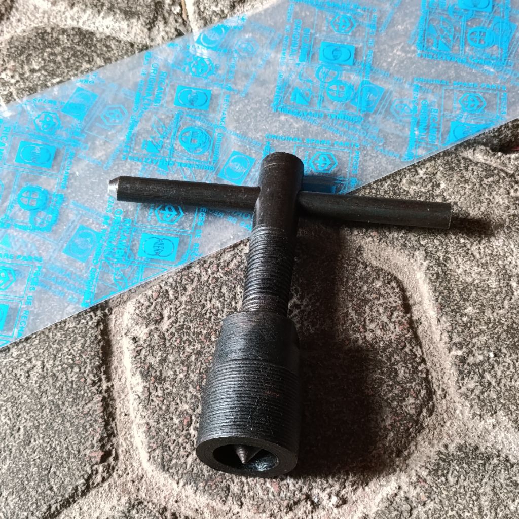 Treker Traker Magnet Magnit As Besar As Kecil Untuk Vespa Vbb Super Sprint Bajaj Px Pxe Excel Exclus