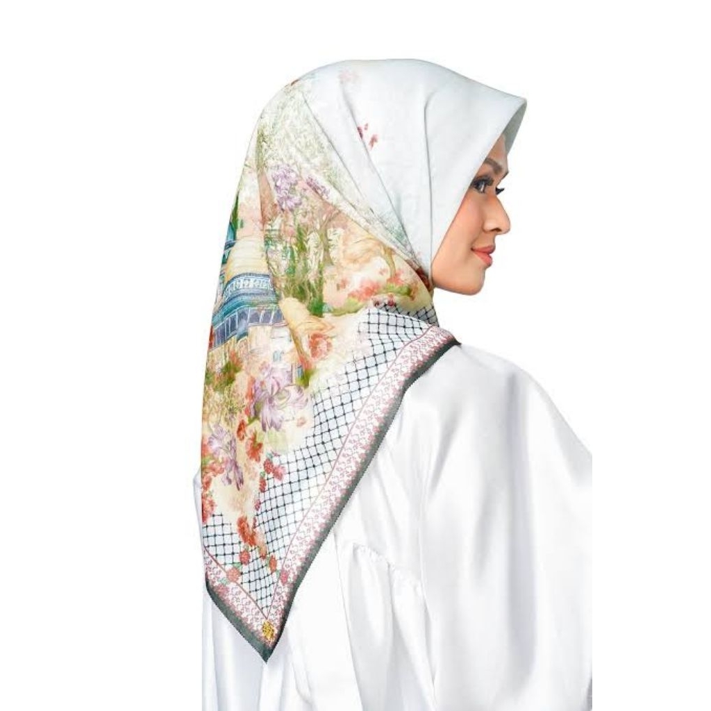Nada Puspita Scarf Preloved