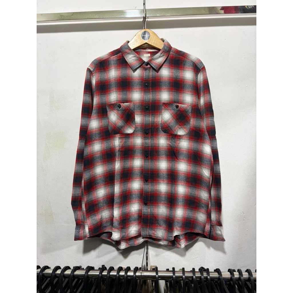 kemeja flanel Veterano GU