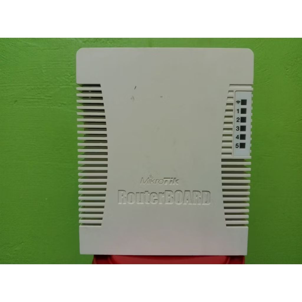 Mikrotik RB951Ui 2HnD Bekas Second Like New