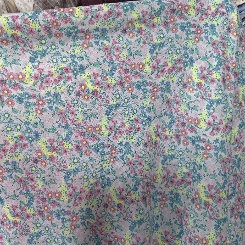KAIN KATUN PARIS PREMIUM MOTIF BUNGA - KAIN KATUN MOTIF KEMBANG HARGA PER SETENGAH METER