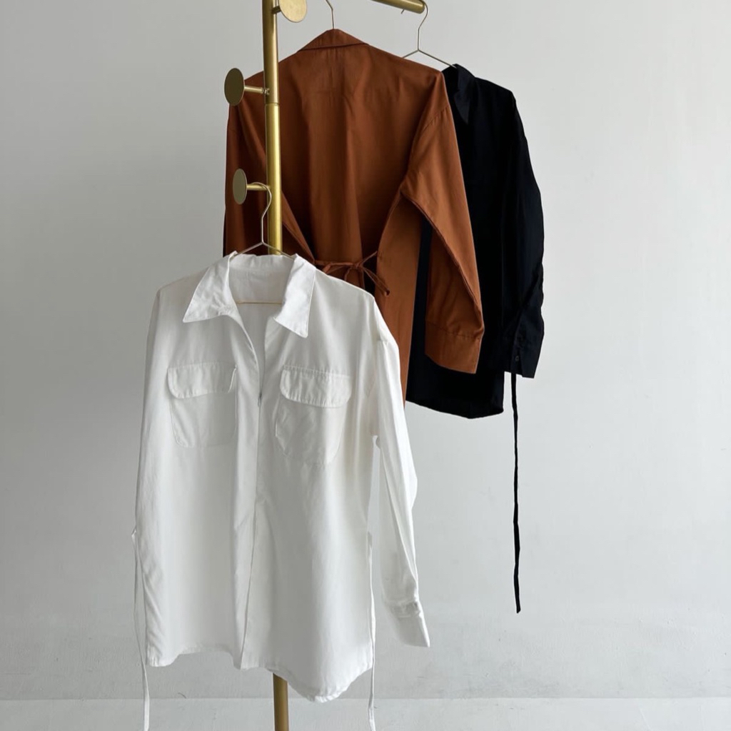 ZIPPY SLIT BLOSUE | Atasan Wanita | Blouse Polos | Blouse Slit | Blouse fitted | Blouse hitam wanita