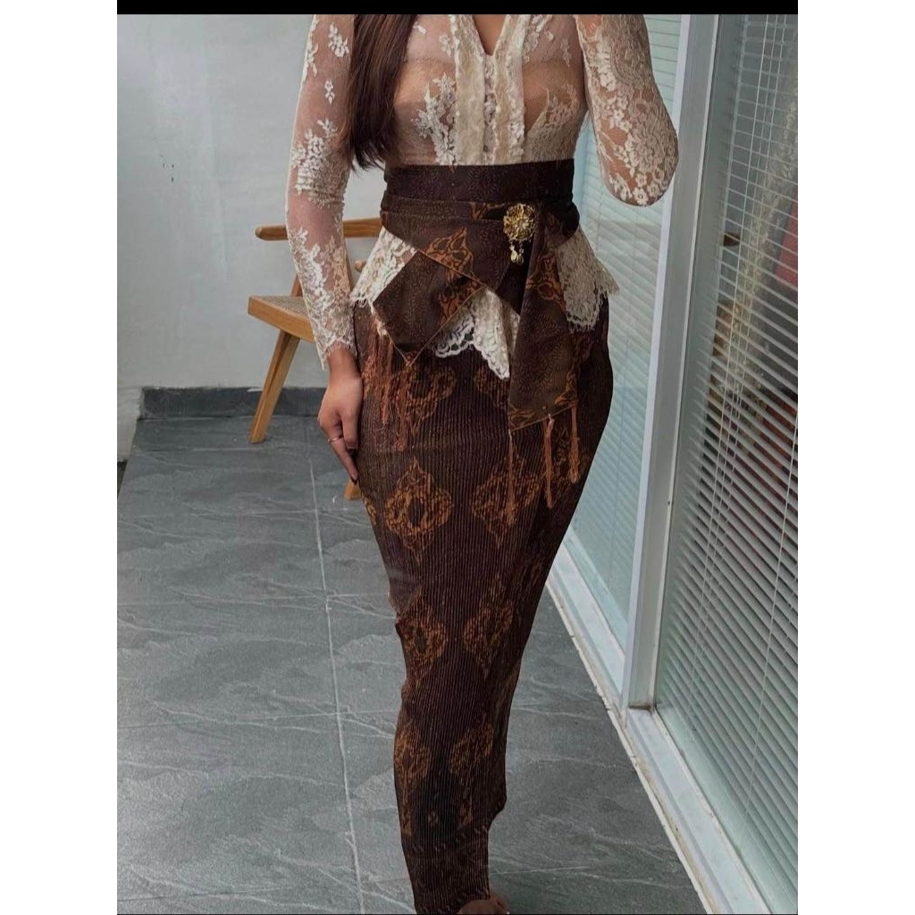 Kamen Plisket set Selendang