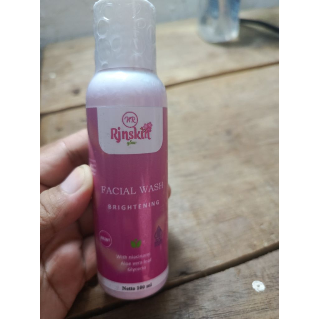 facial wash double glow rjnskin