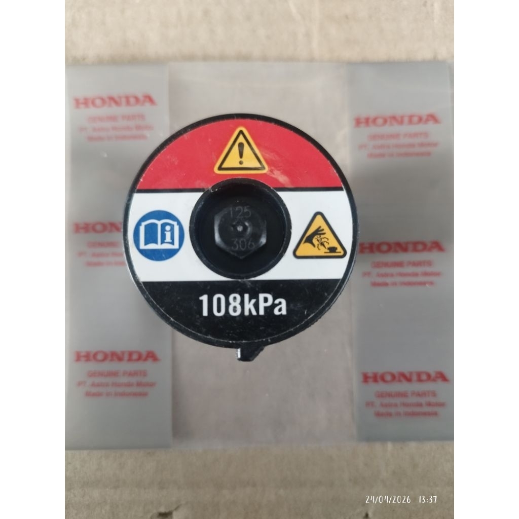 Tutup Radiator PCX 150/160 Original