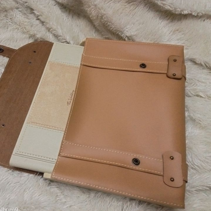 tas.album(kolase.