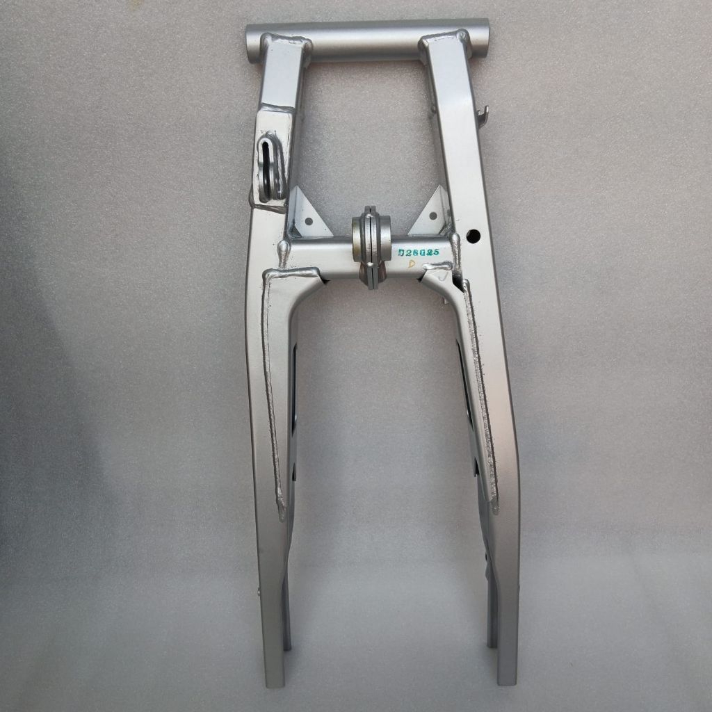 SASIS SWING ARM 3C1 VIXION OLD LAMA ORIGINAL ORI ASLI YAMAHA YGP 3C1-F2110-01