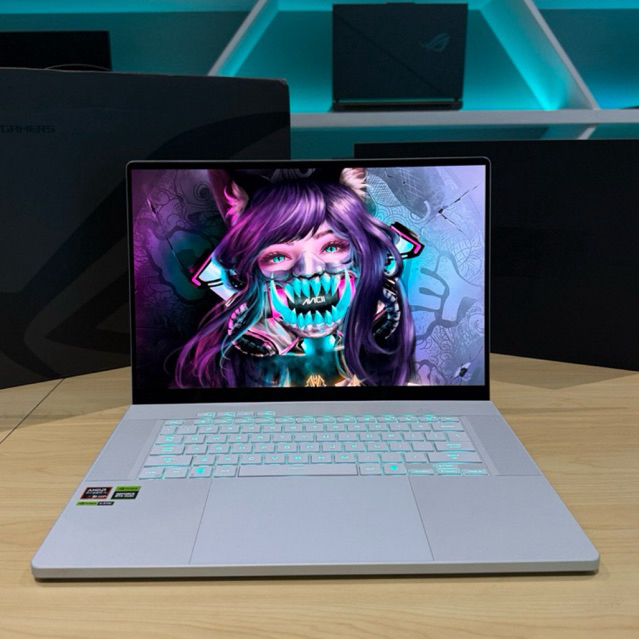 Laptop Gaming Asus ROG Zephyrus G16 Oled GA605WV Ryzen AI 9 HX 370 RTX 4060 16GB/1TB SSD Like New
