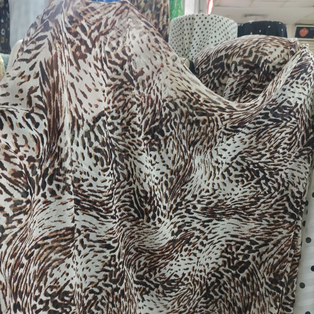 kain ceruty yoryu motif macan coklat - kain ceruty macan serat jagung - kain ceruti yoryu meteran - 