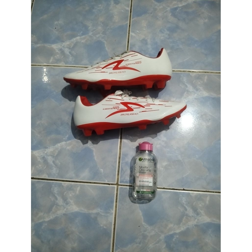 Ss + Reborn Emperor Red FG sz 39 New