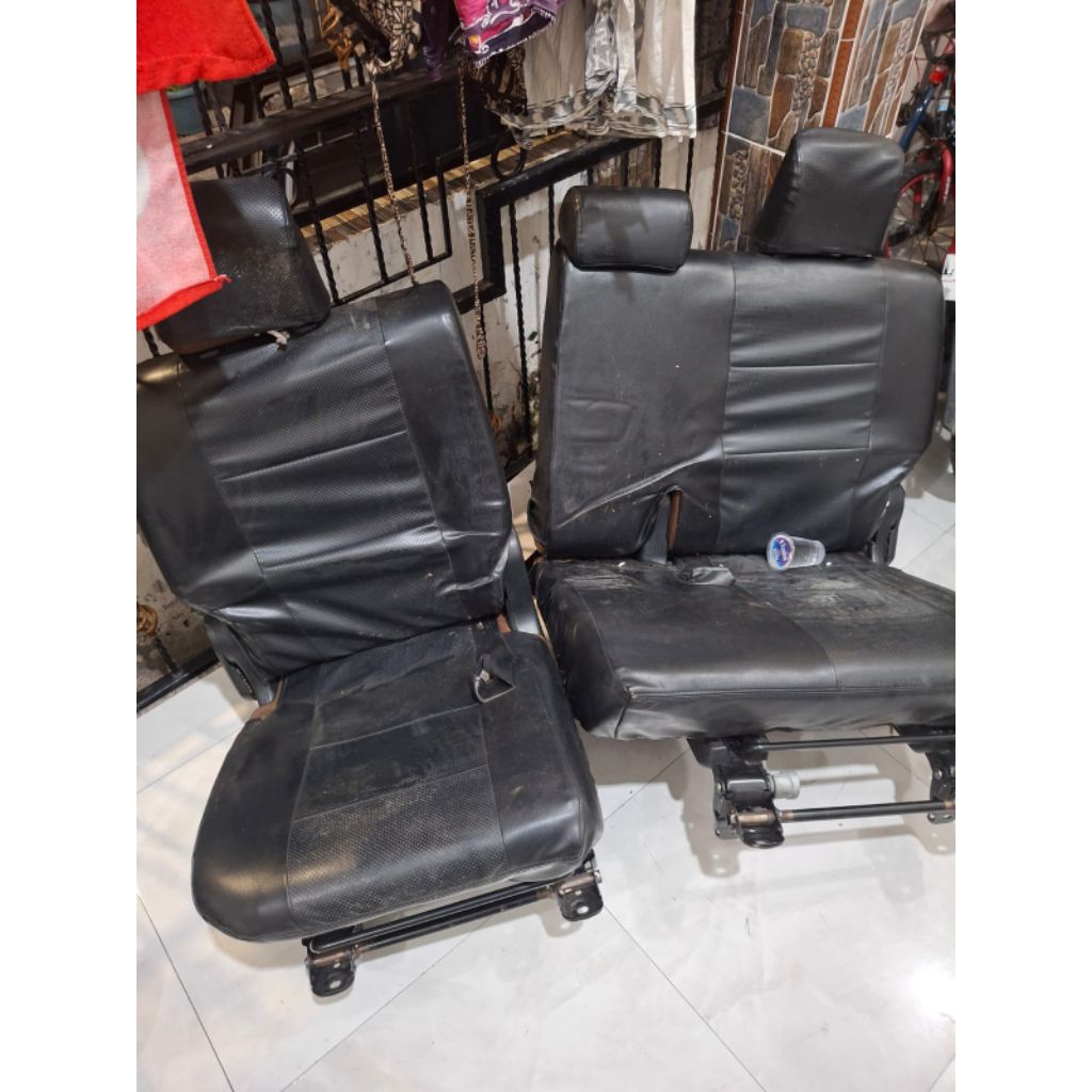 jok tengah innova rebon original copotan ada kulit asli nya