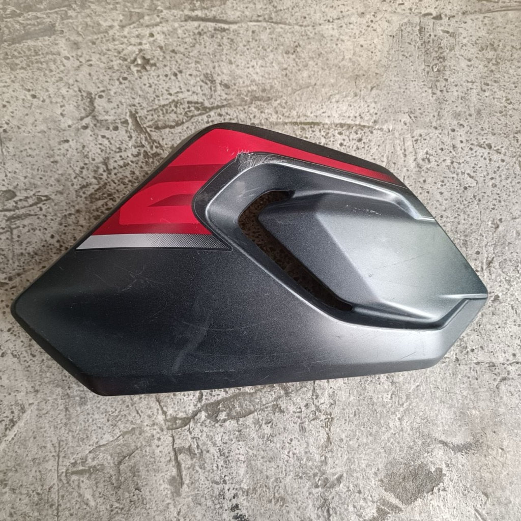 sayap tengki tebeng KANAN honda cb verza original copotan
