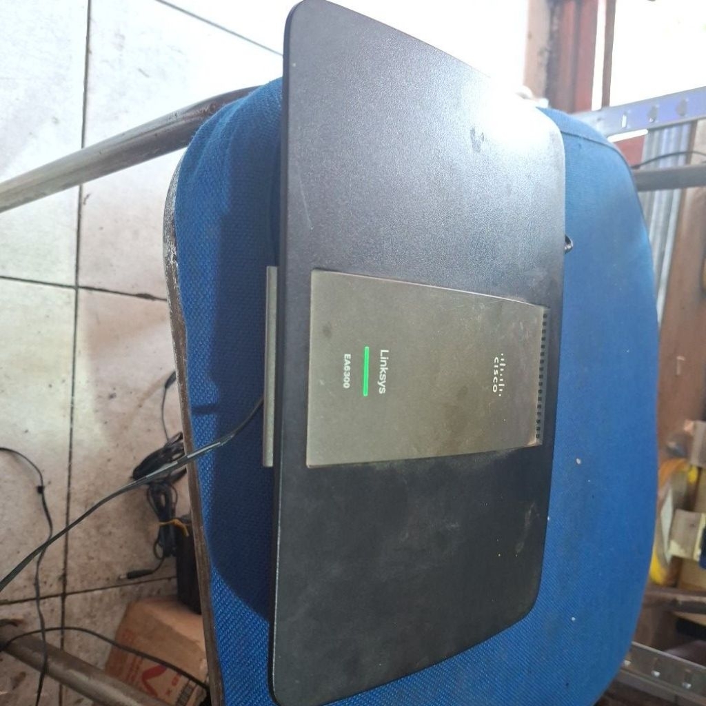 Linksys EA6300 al port normal