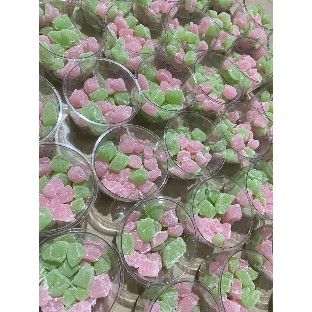 mochi mini tanpa isi. kulit mochi 100gram cocok untuk topping yoghurt / ice cream/ cemilan