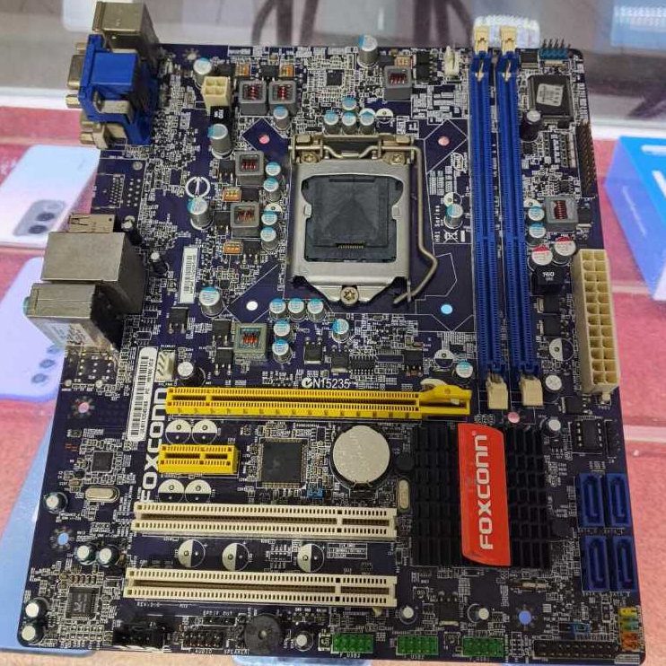 MOTHERBOARD FOXCONN H61
