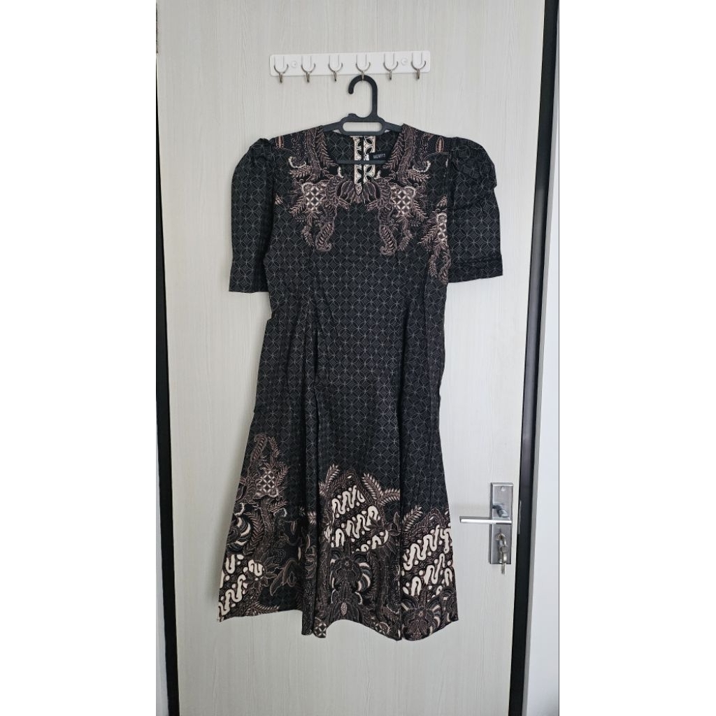 PRELOVED - HERFIT - DRESS BATIK