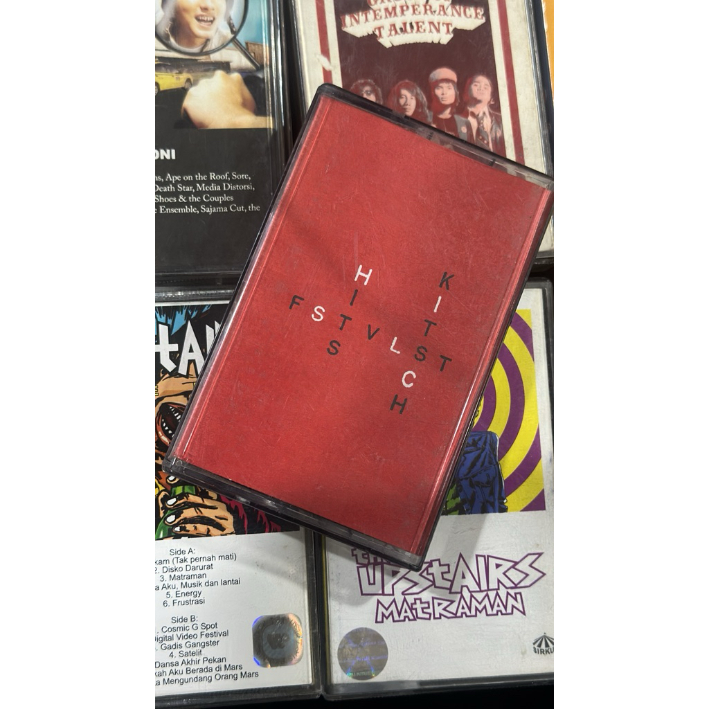 kaset fstvlst hitch kitch
