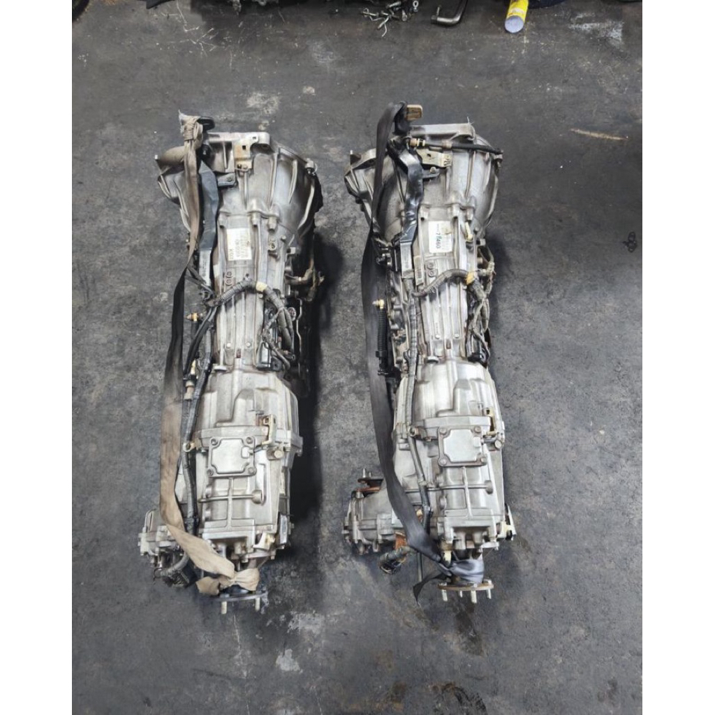 Tranmisi atau gierbok manual 4x4  2GD fortuner hilux satu sed sama TC original copotan ex singapor b