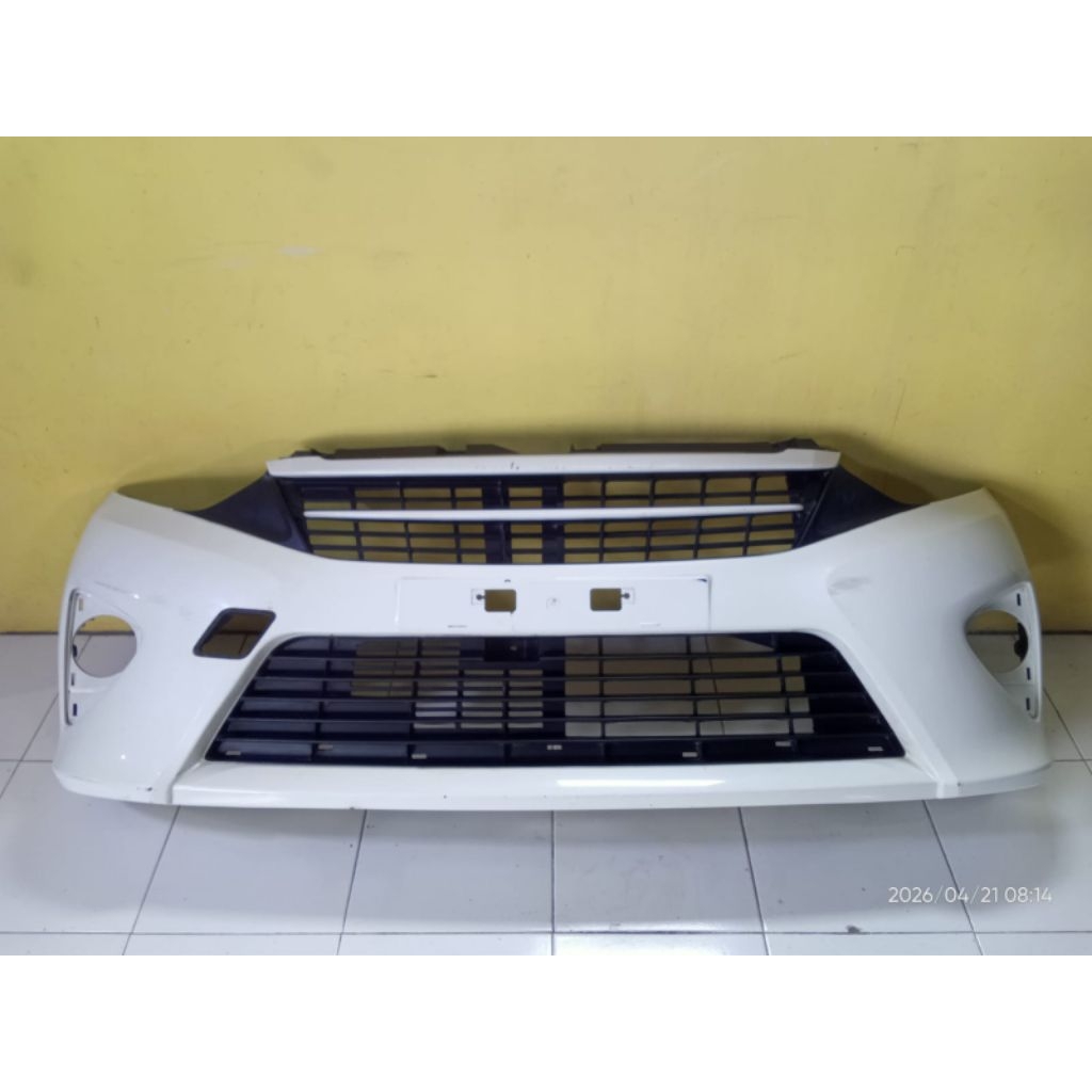 Bemper depan Toyota Agya lama