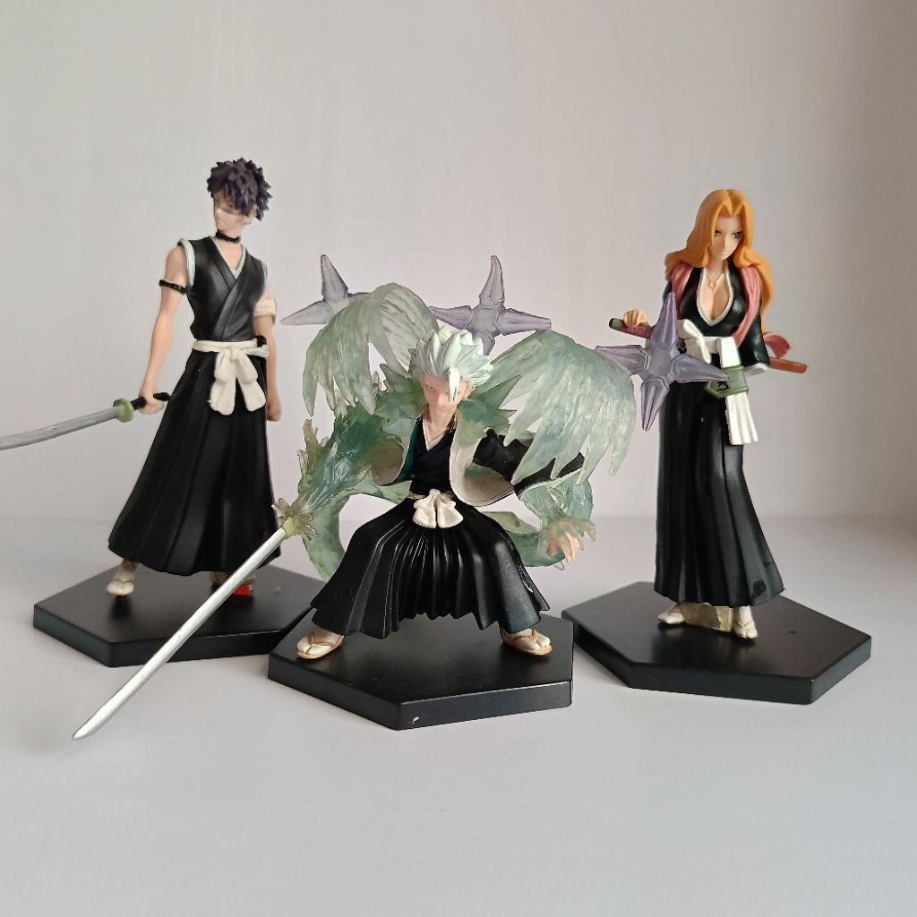 Action Figure  Bleach 3 in 1 Toshiro Hitsugaya Matsumoto Rangiku Shuhei Hisagi