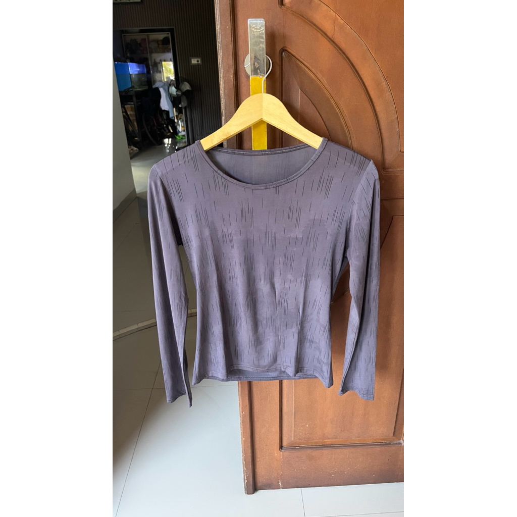 preloved baju olahraga