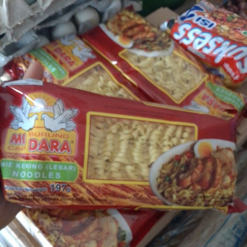 Mie Kering (lebar) Burung Dara
