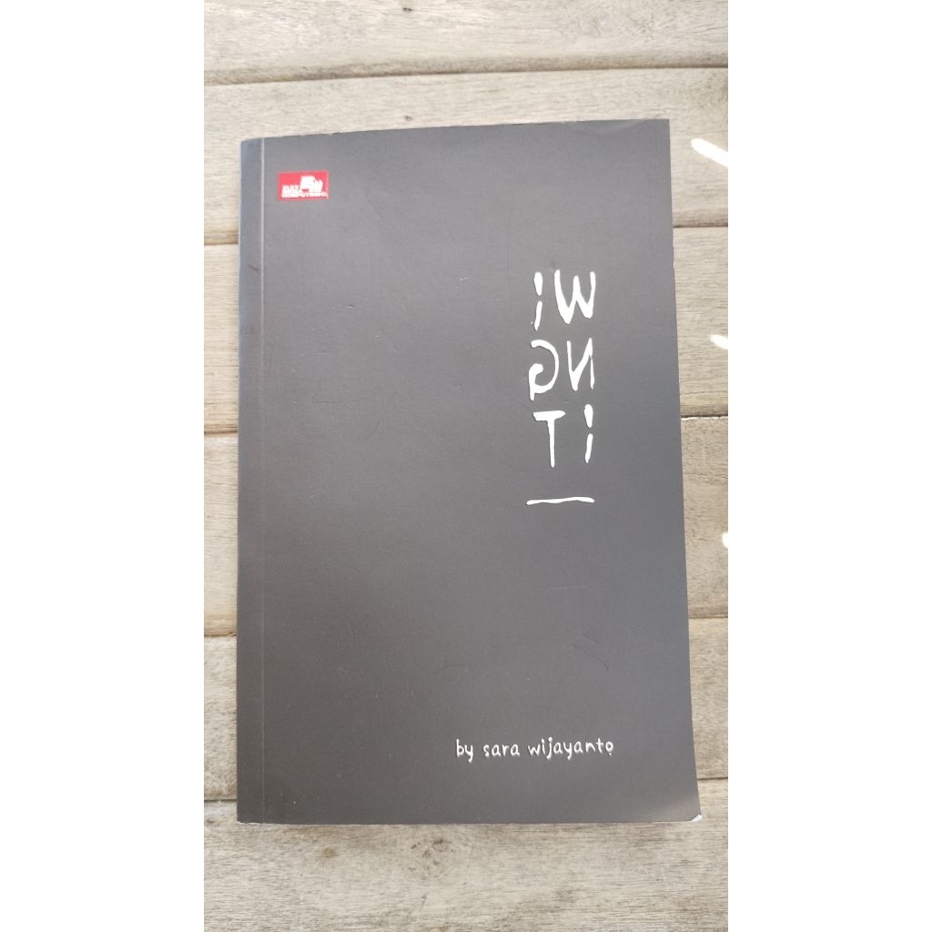 Preloved Novel "Wingit" Karya Sara Wijayanto like new (original)