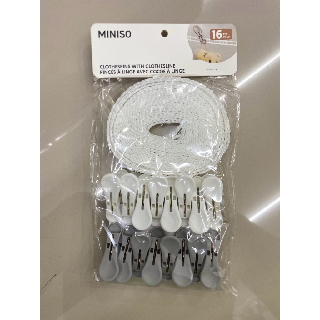 Miniso Clothespins 16 pcs with clothesline / Miniso Penjepit baju dan tali