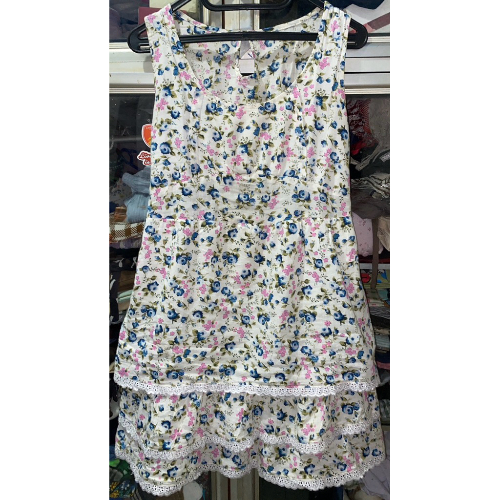 Preloved Inner Dress Flower Rempel